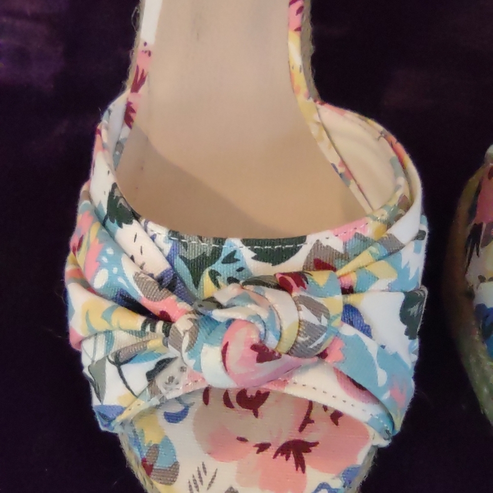 Montego Bay wedge sandals/espadrilles with floral fabric - Picture 3 of 6